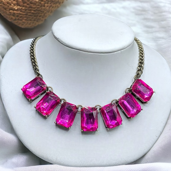 🌺Vintage Pink/Magenta GLASS Necklace - Picture 1 of 13